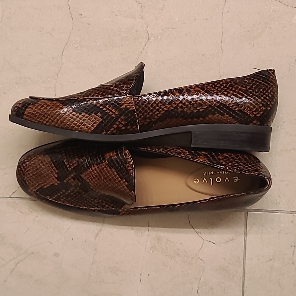 Size 10 "snake pattern" brown and black flats